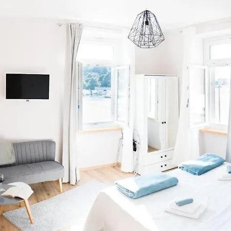 A Apartman *